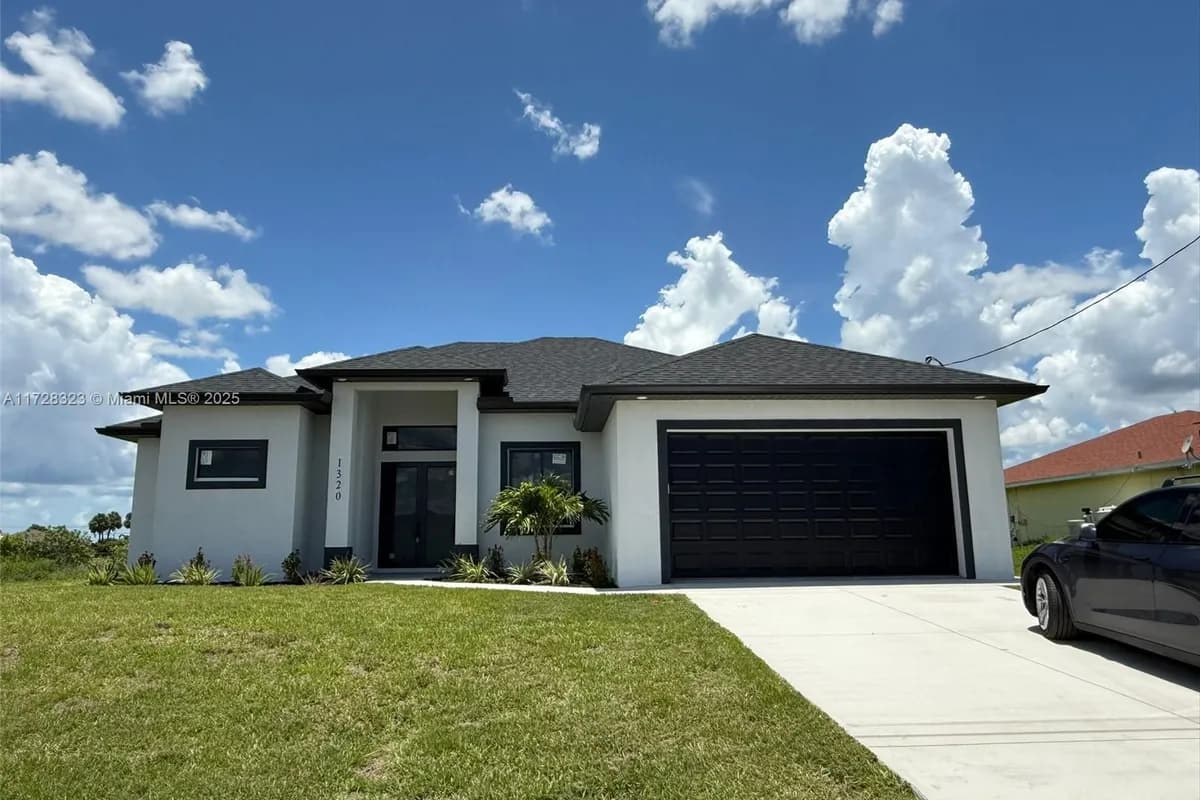 1320 NE 14th AVE, Cape Coral FL 33909