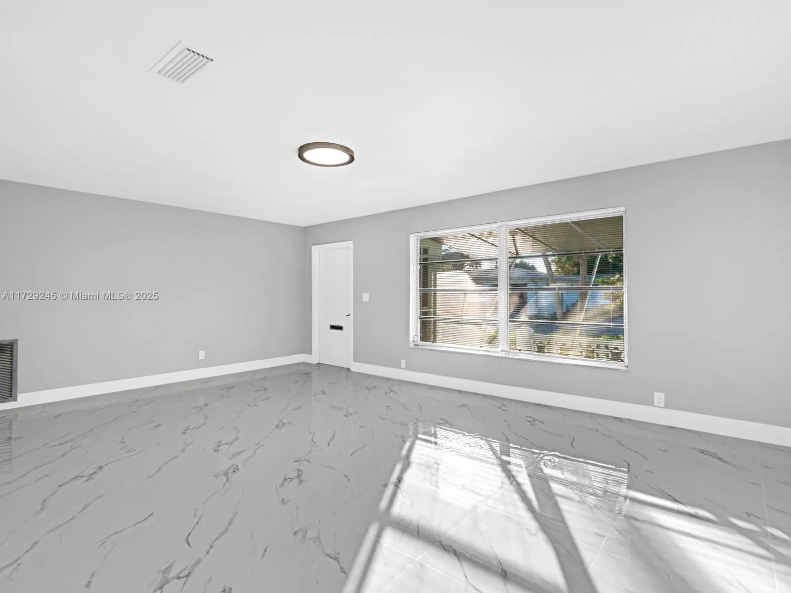 1070 NW 68th Ter, Margate FL 33063