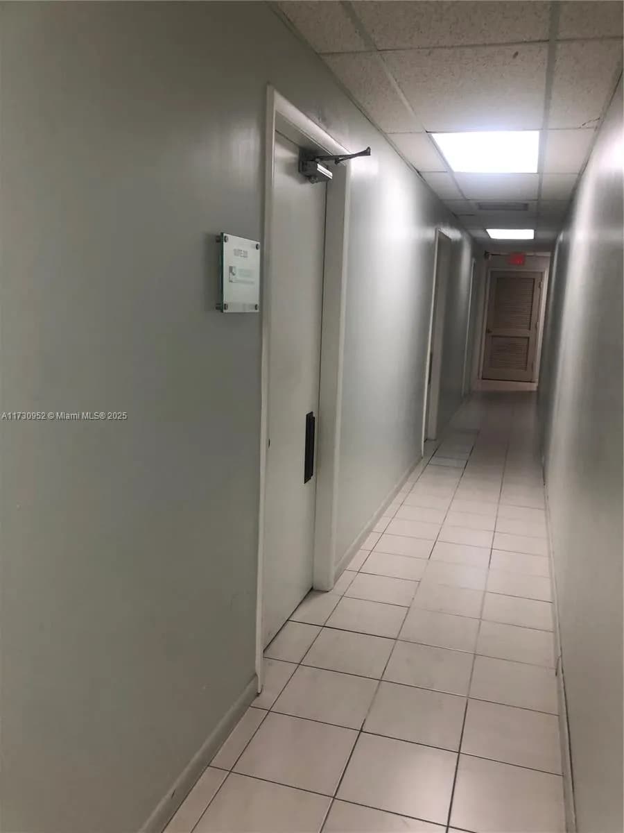 1385 SW 22 # 203, Coral Gables FL 33145