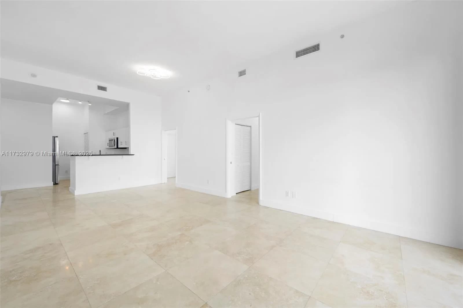 325 S Biscayne Blvd, Miami FL 33131