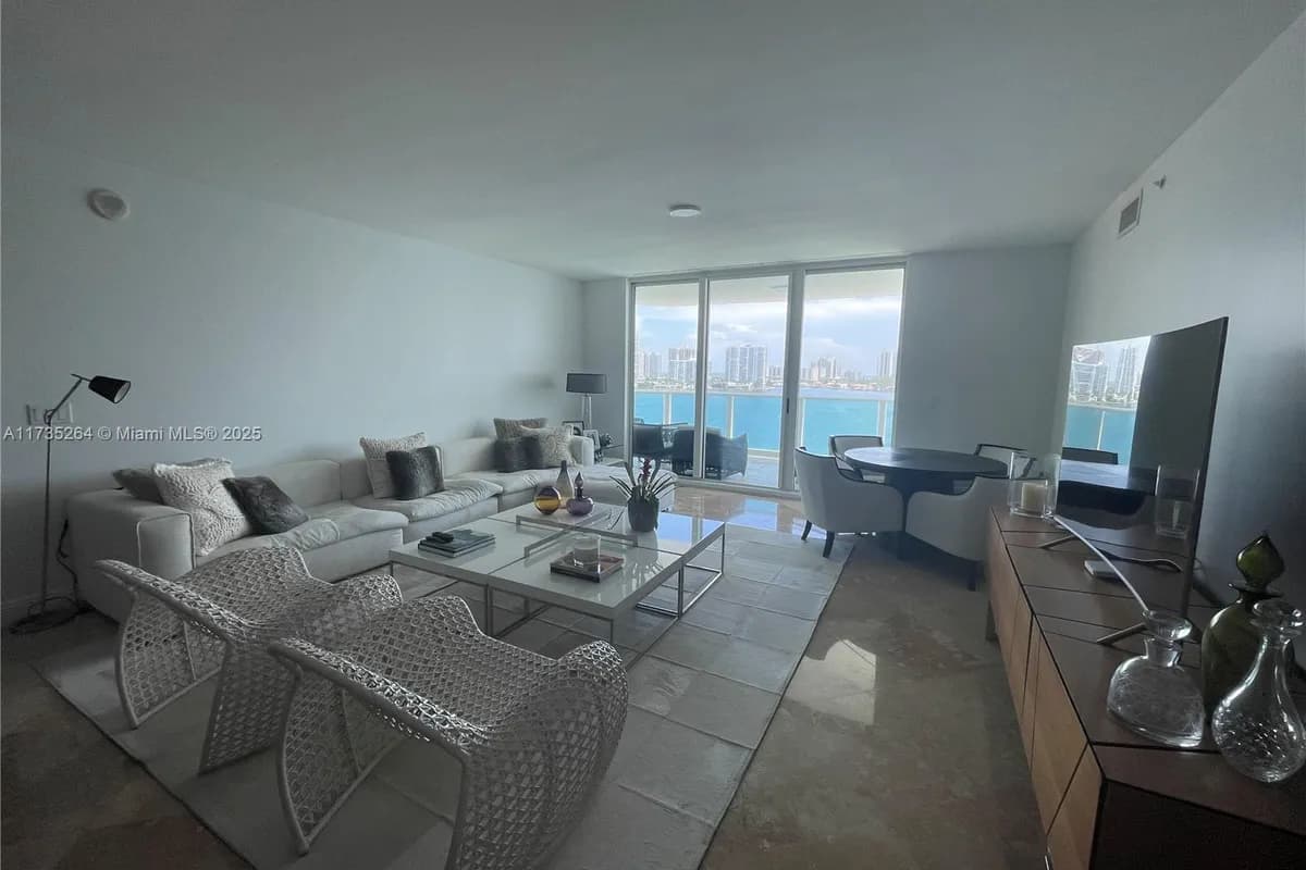 3301 NE 183rd St # 1105, Aventura FL 33160