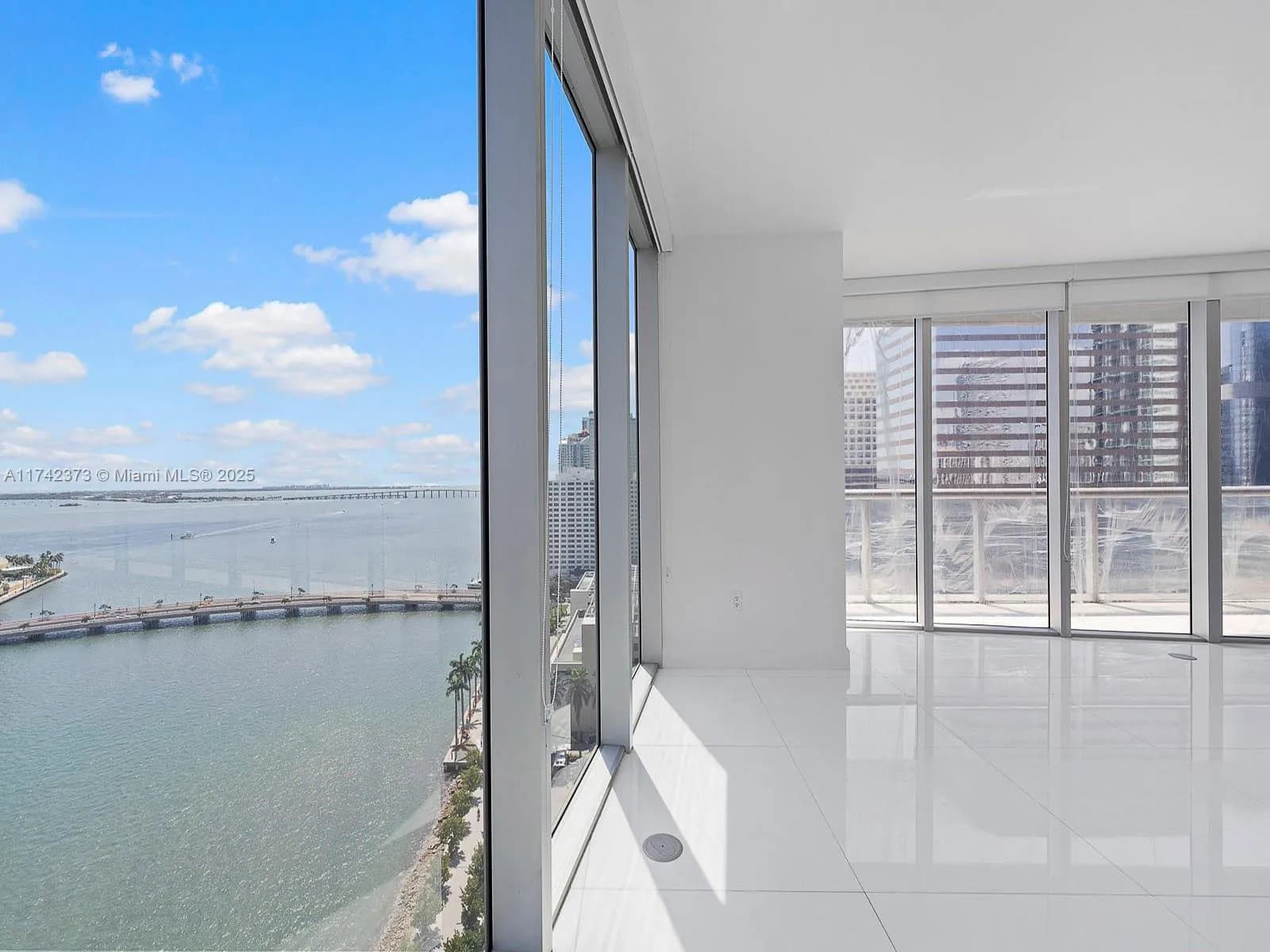 495 Brickell Ave # 1801, Miami FL 33131