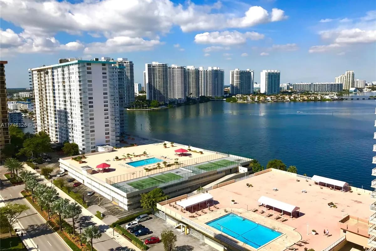 250 174th St # 1810, Sunny Isles Beach FL 33160