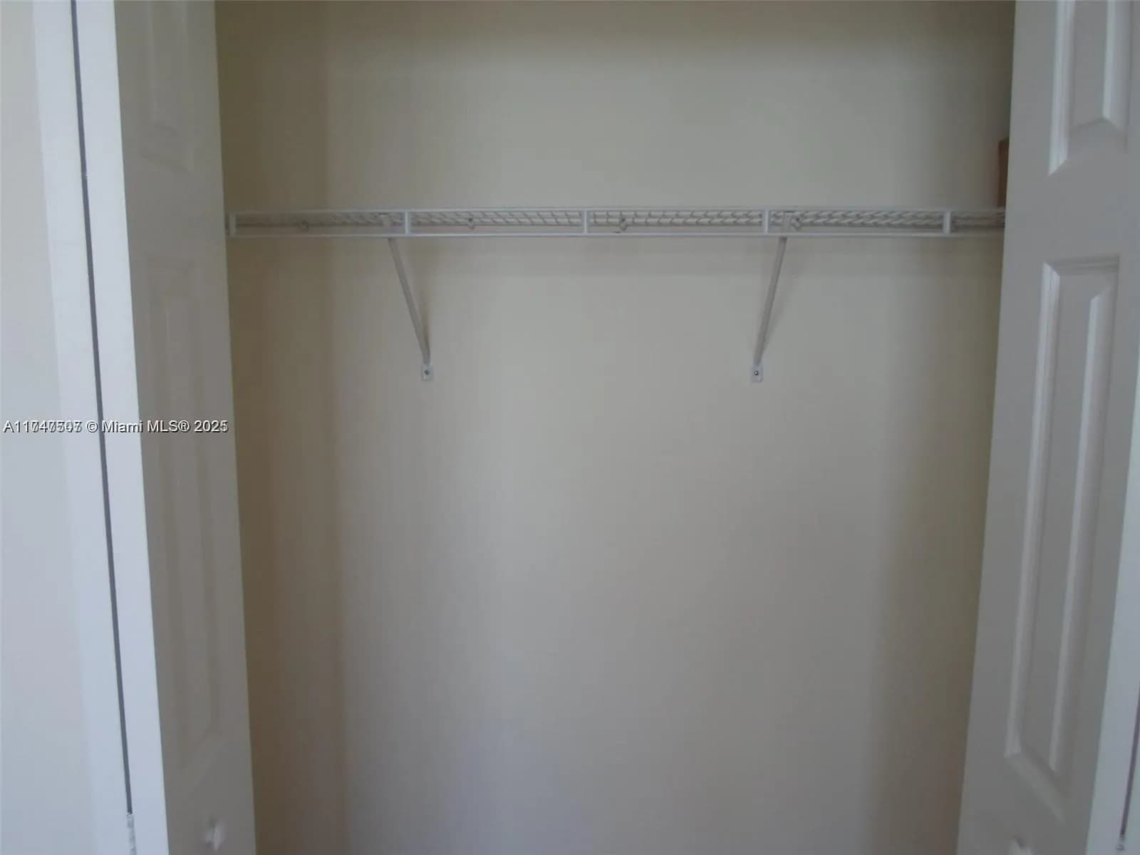 1745 E Hallandale Beach Blvd # 1907W, Hallandale Beach FL 33009