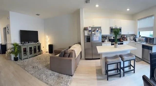 3323 W 106th Ter, Hialeah FL 33018