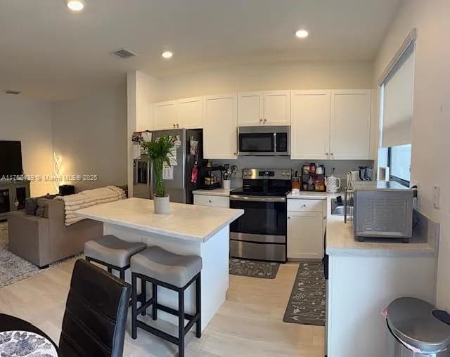 3323 W 106th Ter, Hialeah FL 33018