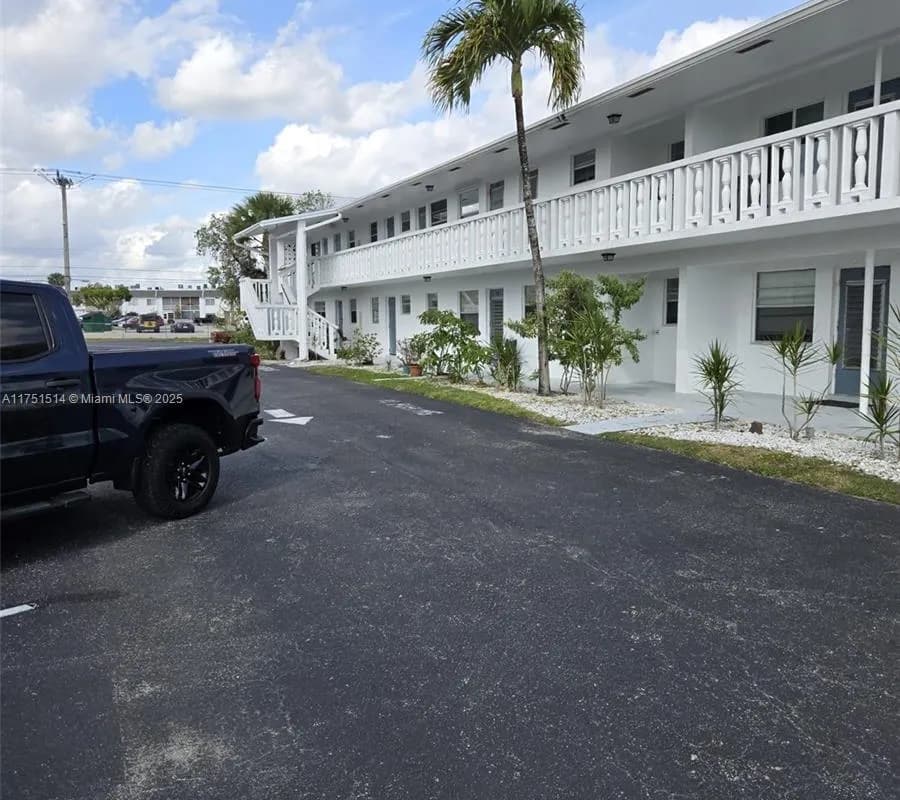 6560 Winfield Blvd # 205, Margate FL 33063