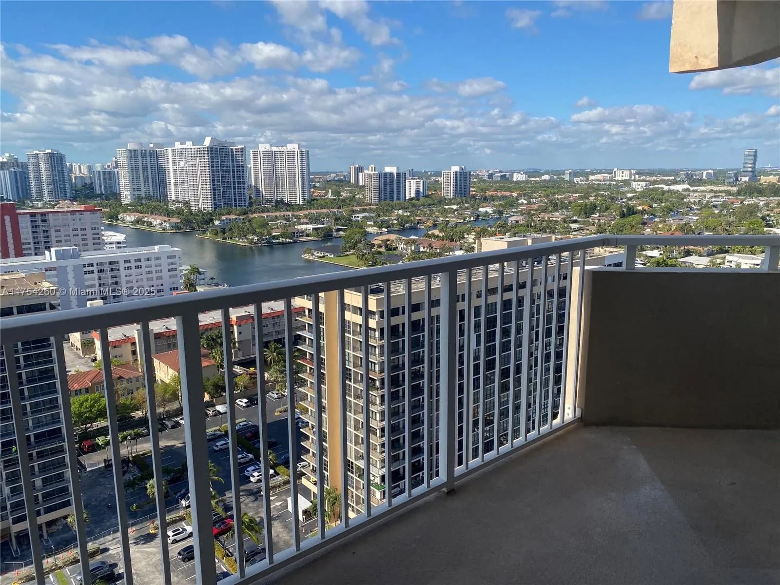 1985 S Ocean Dr # 22A, Hallandale Beach FL 33009