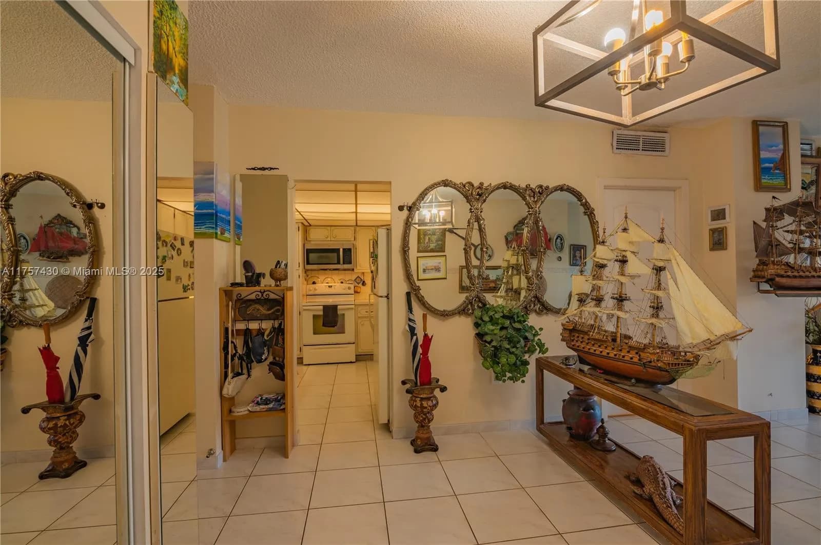 300 Bayview Dr # 211, Sunny Isles Beach FL 33160
