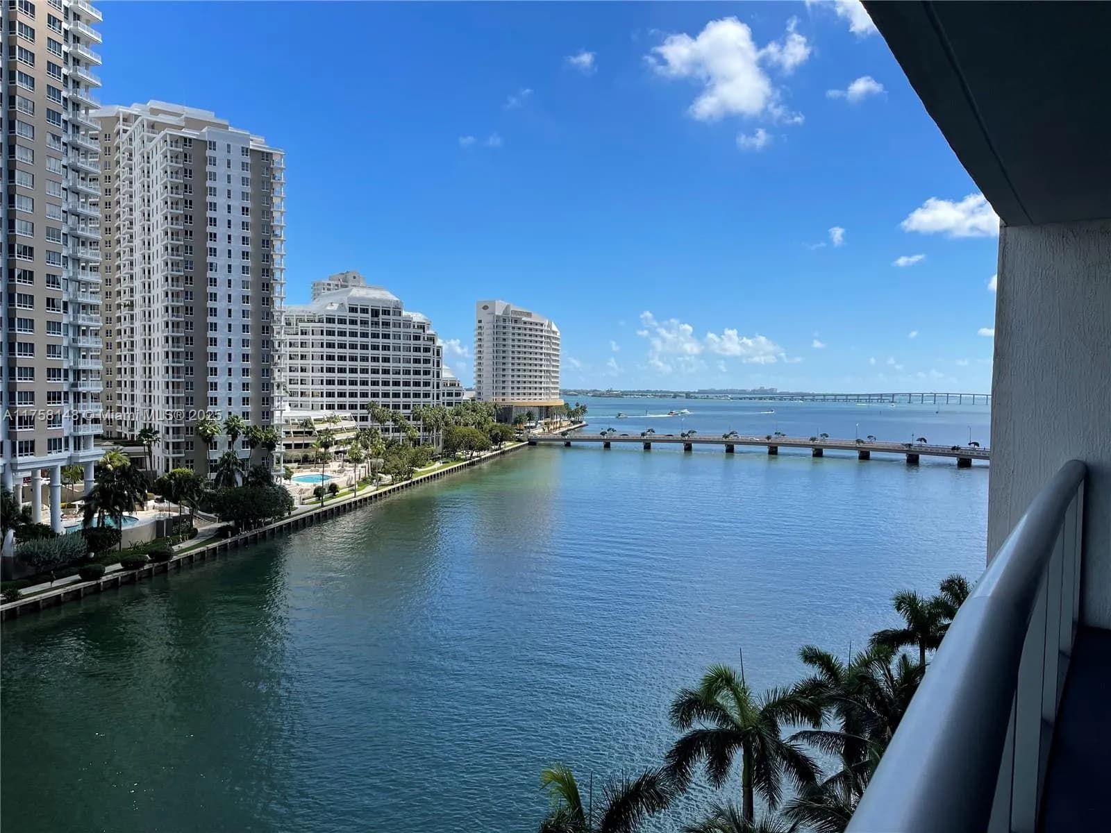 465 Brickell Ave # 819, Miami FL 33131