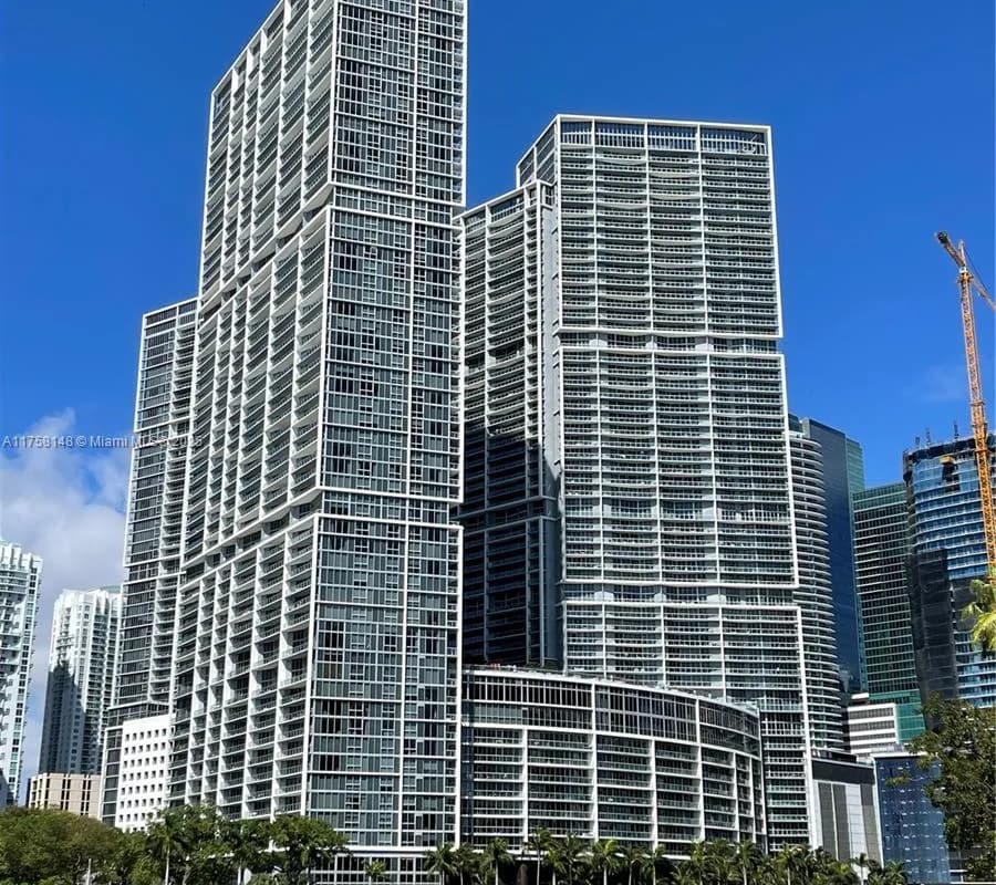 465 Brickell Ave # 819, Miami FL 33131