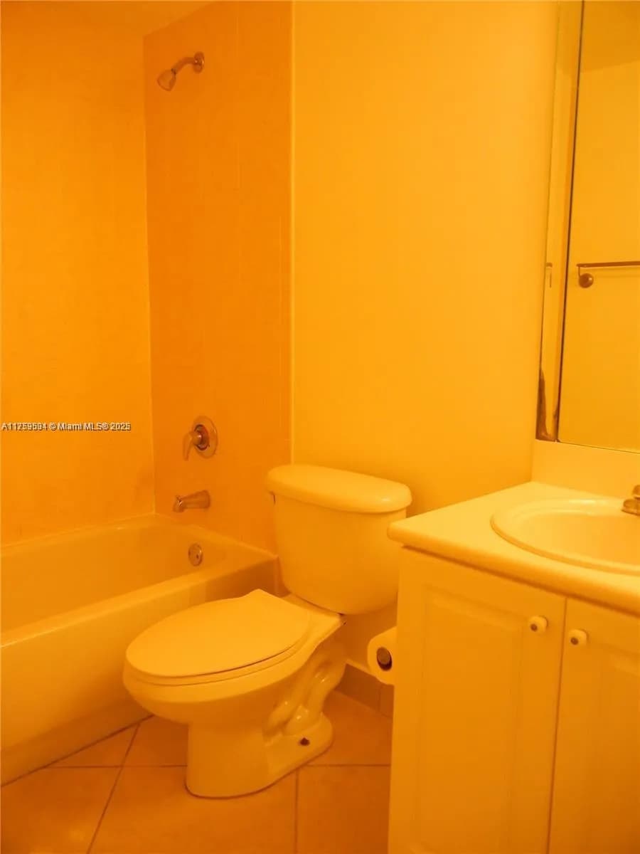 1455 N Treasure Dr # 4O, North Bay Village FL 33141