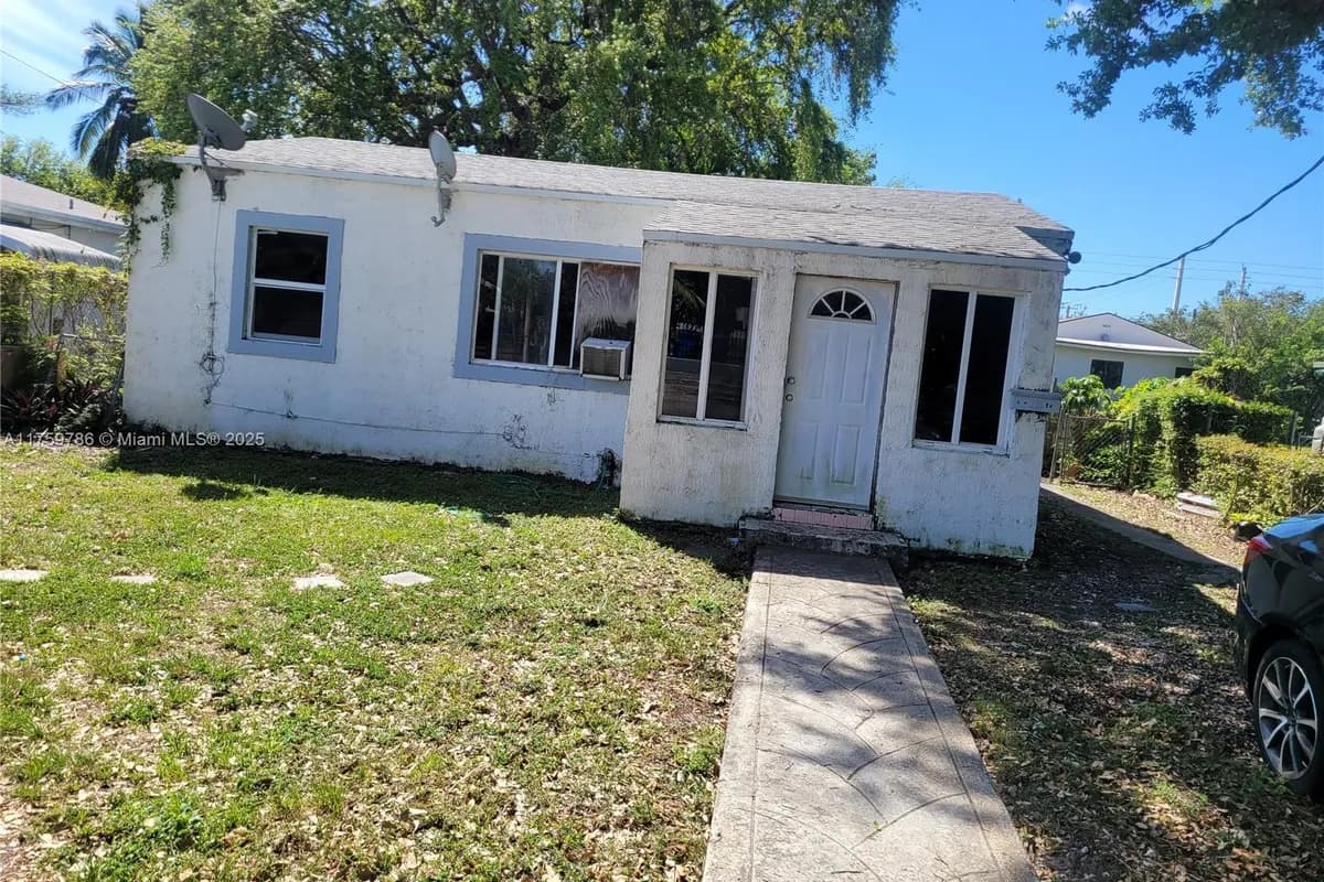 80 NW 53rd St, Miami FL 33127