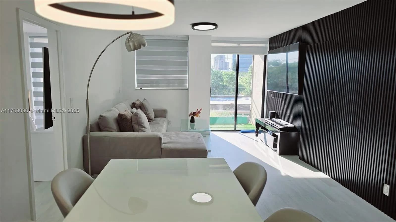 2821 N Miami Beach Blvd # 4F, North Miami Beach FL 33160