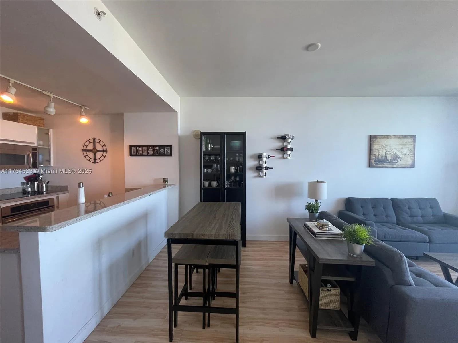 601 NE 36th St # 1705, Miami FL 33137