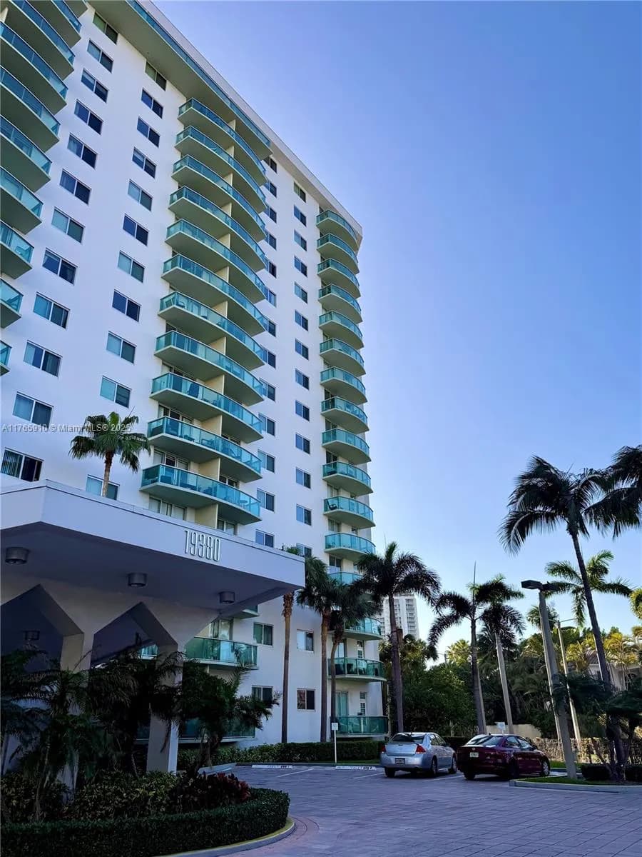 19380 Collins Ave # 410, Sunny Isles Beach FL 33160