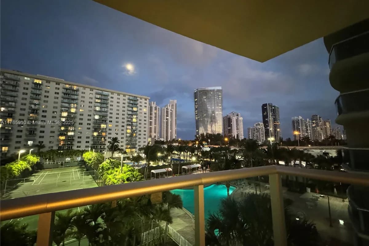 19380 Collins Ave # 410, Sunny Isles Beach FL 33160