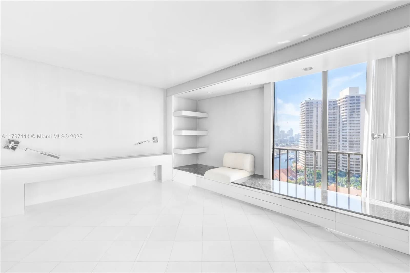 19667 Turnberry Way # 18D, Aventura FL 33180