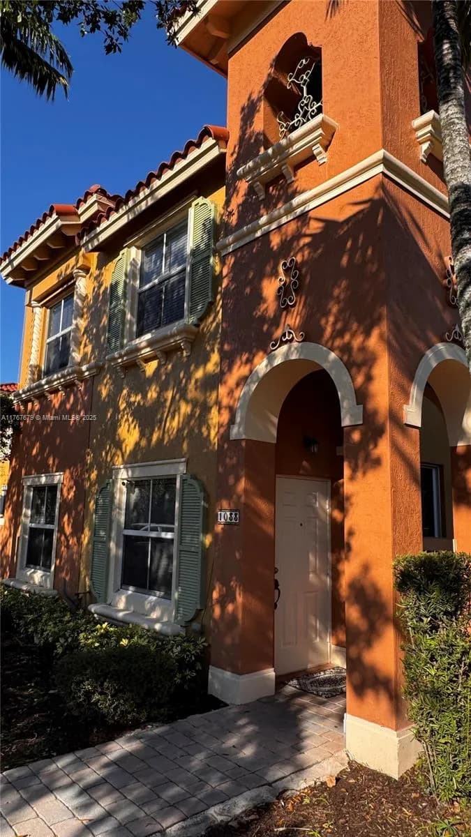 1033 SW 144th Ave # 2705, Pembroke Pines FL 33027