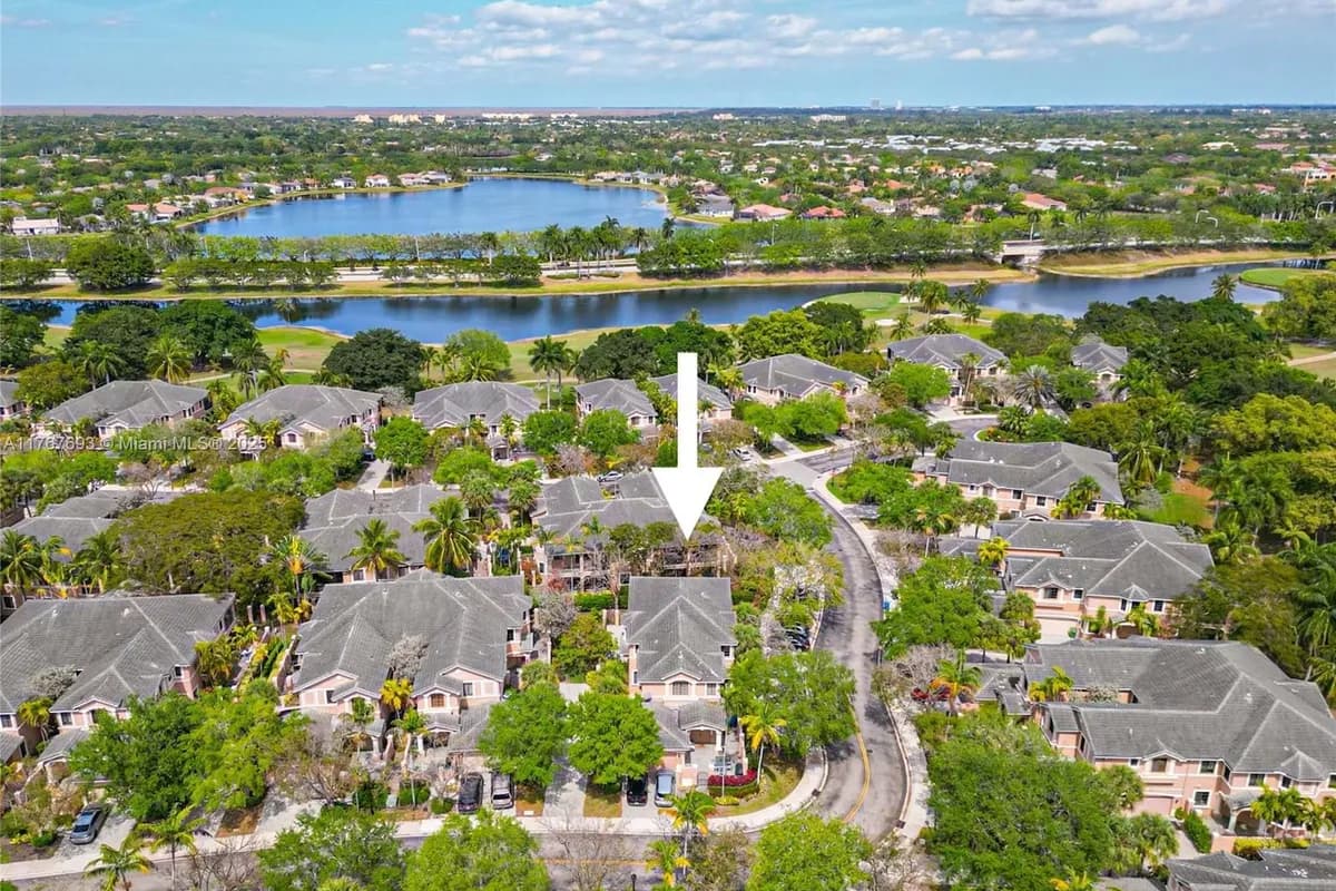 2790 center court dr # 31, Weston FL 33332