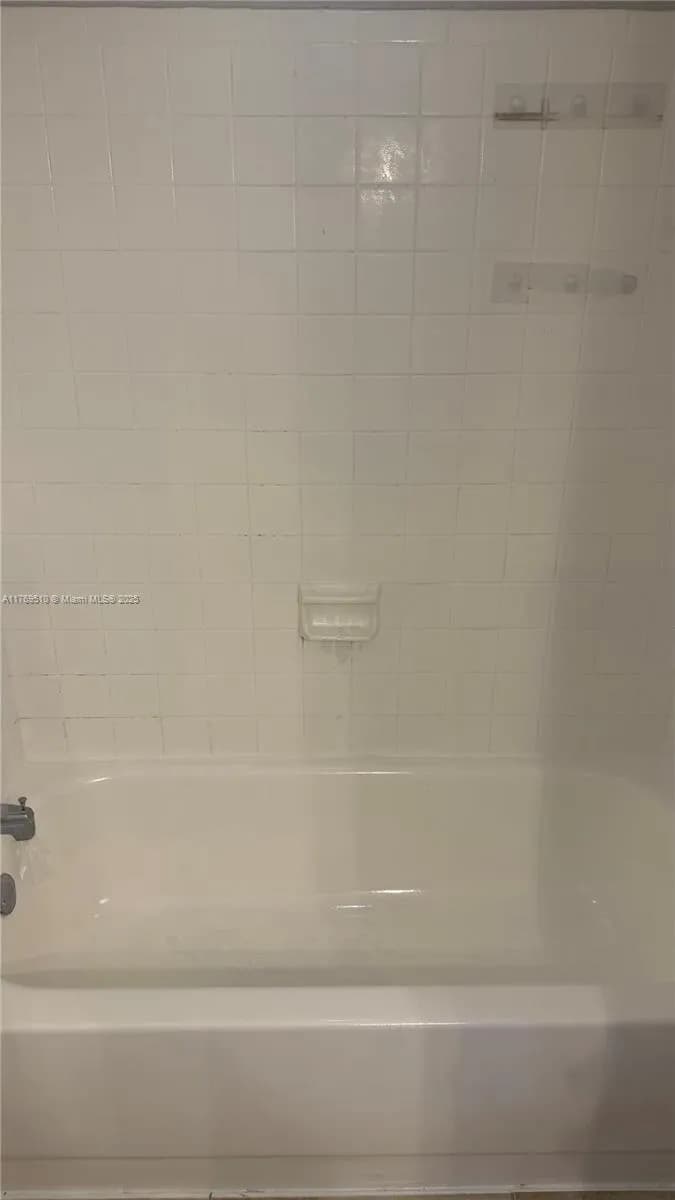 5740 Rock Island Rd # 281, Tamarac FL 33319