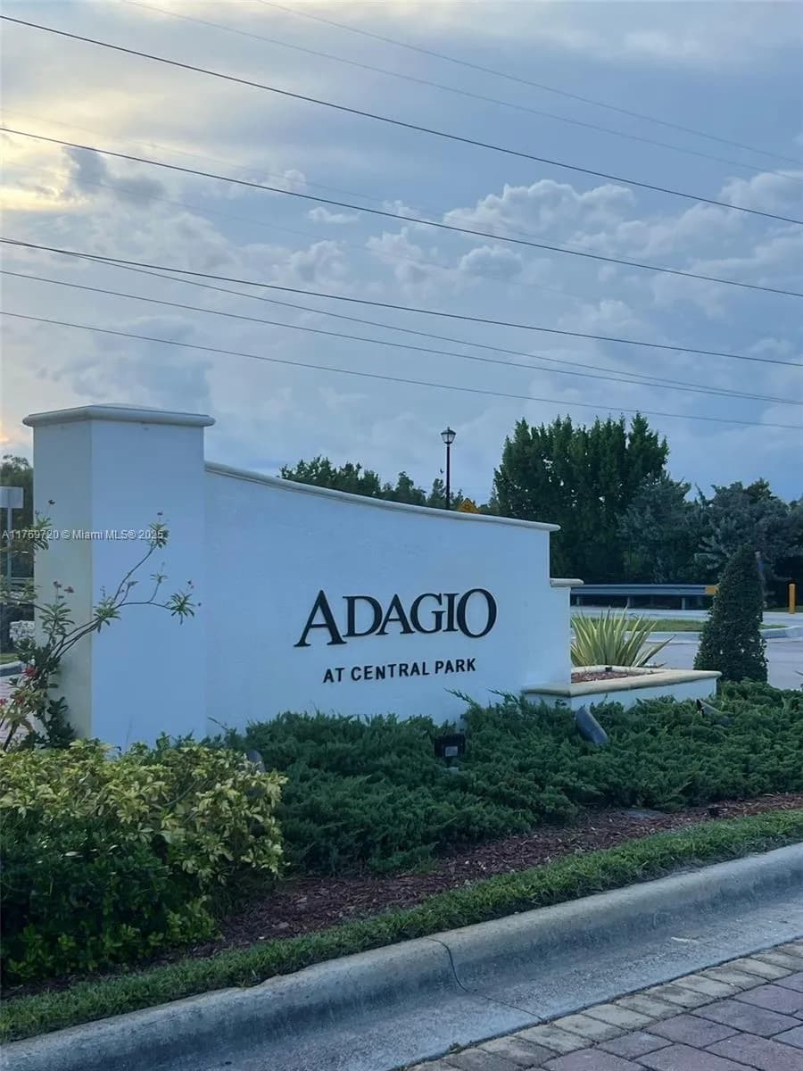 10630 NW 88th St # 103, Doral FL 33178