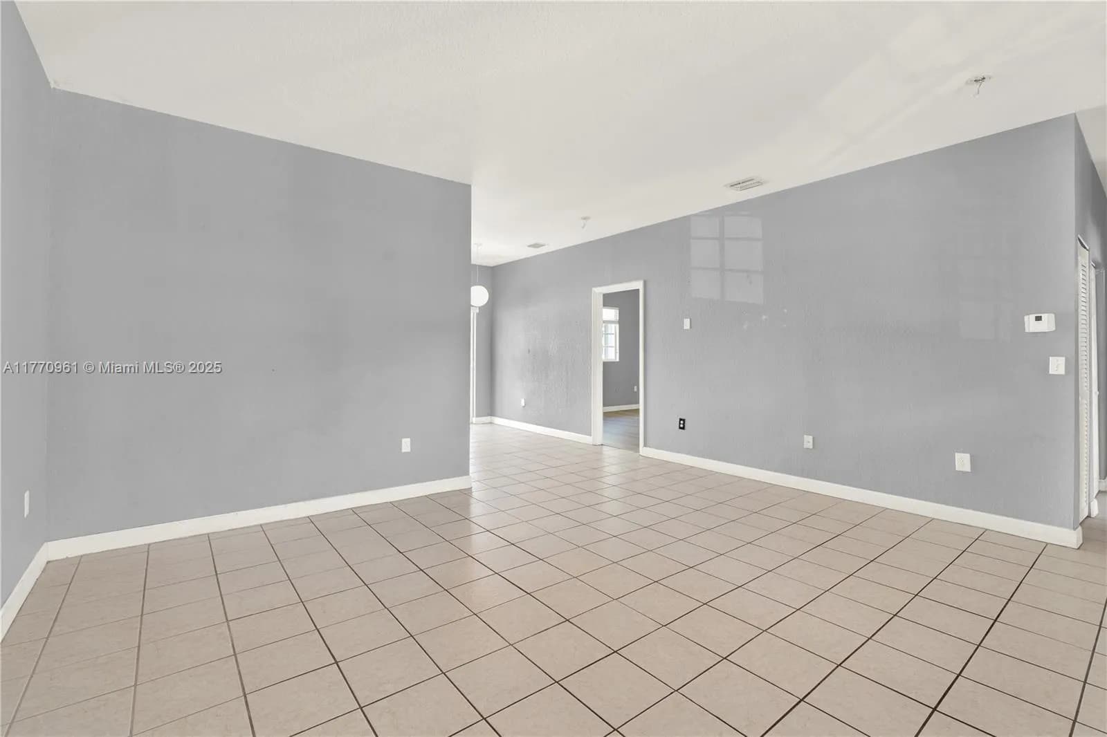 374 NE 26th Ave # 203, Homestead FL 33033