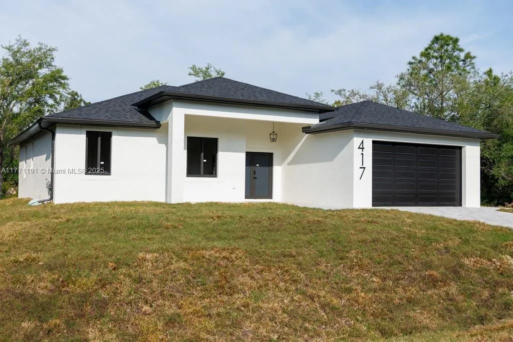 4 bedroom 2 bath for sale at 417 Cleveland Ave, Lehigh Acres FL 33972