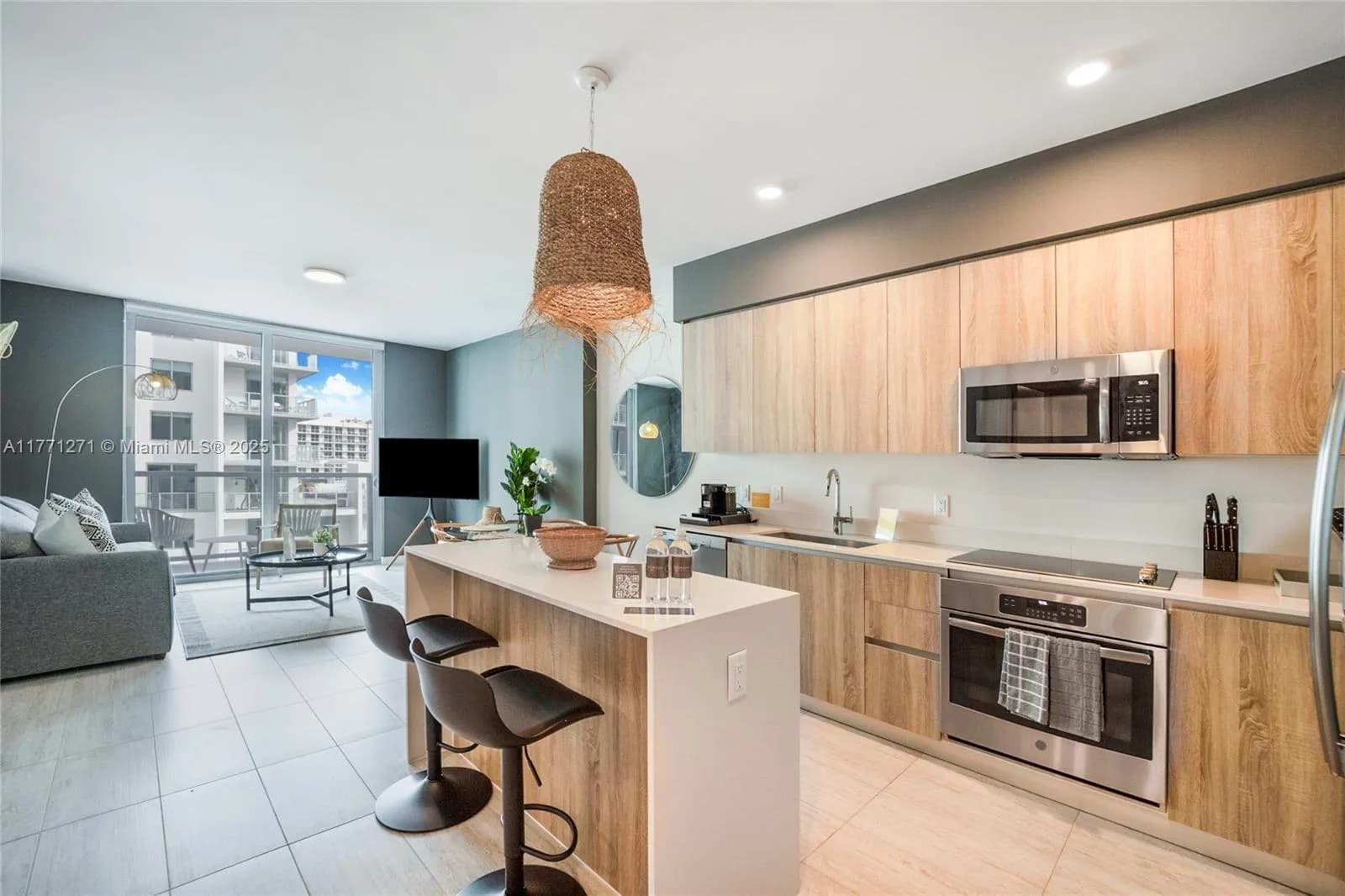 3900 Biscayne Blvd # 1016, Miami FL 33137