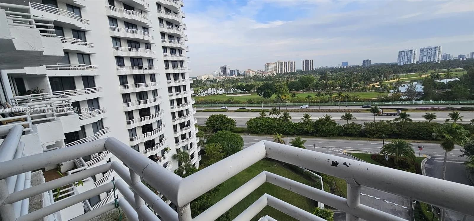 3300 NE 192nd St # 1012, Aventura FL 33180