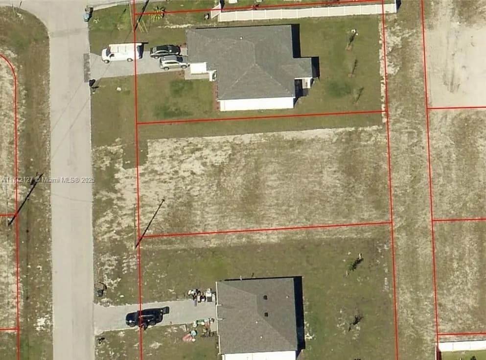 2933 NW 8Th Pl, Cape Coral FL 33993