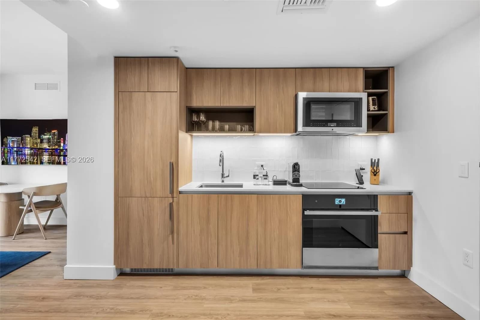 601 NE 1 # 1808, Miami FL 33132