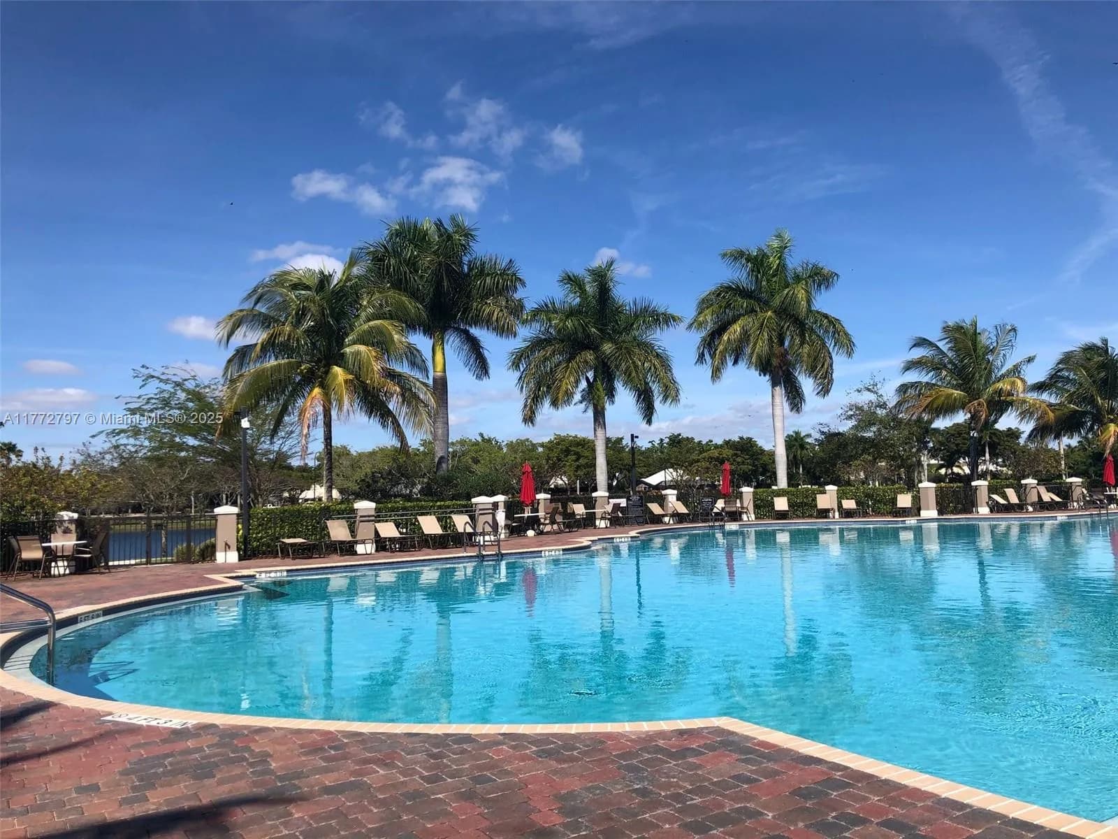 19370 Collins Ave # 326, Sunny Isles Beach FL 33160