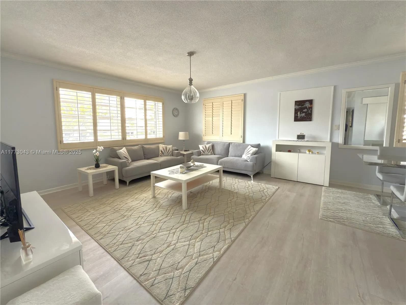 2340 NE 9th St # 210, Fort Lauderdale FL 33304