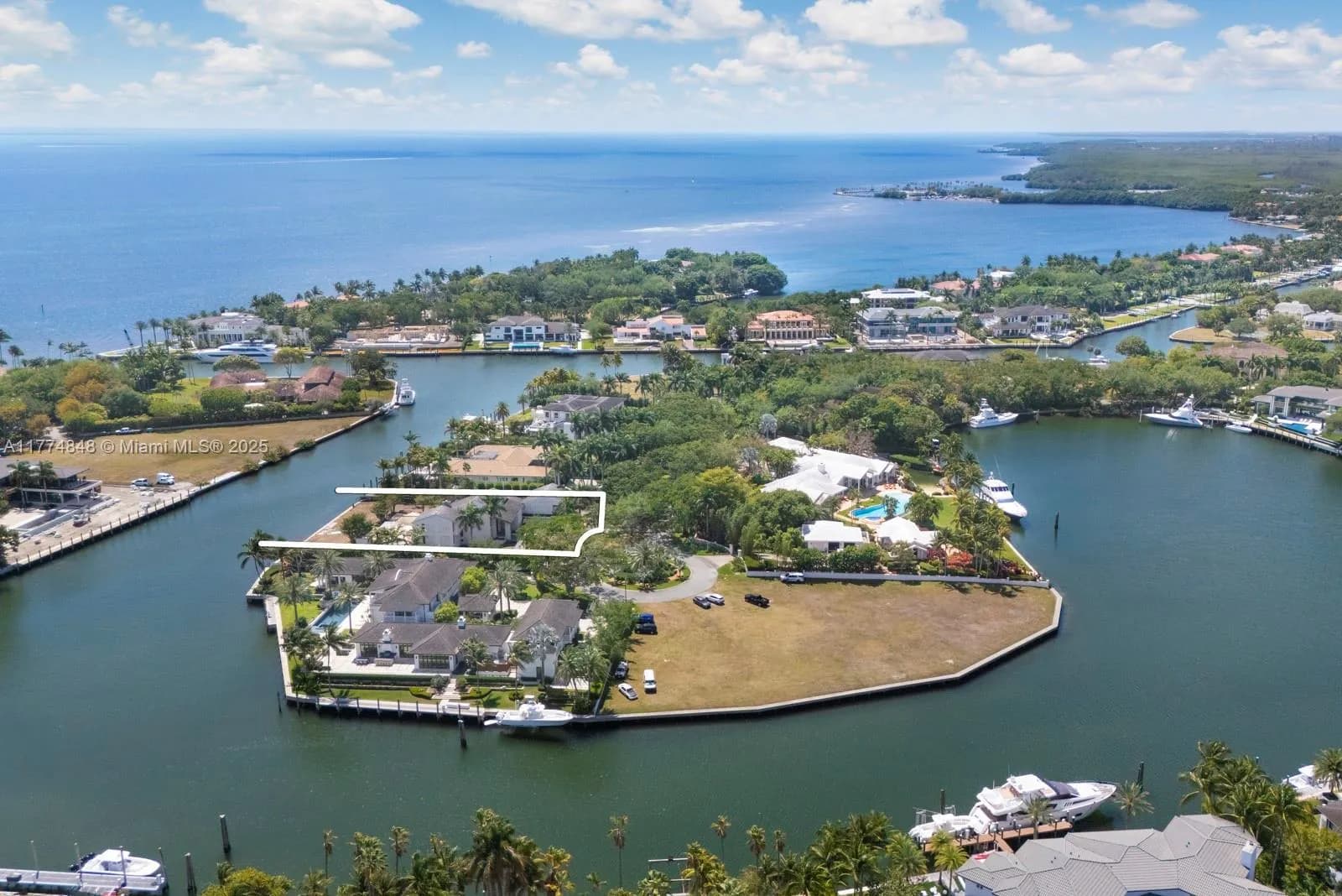 30 Leucadendra Dr, Coral Gables FL 33156