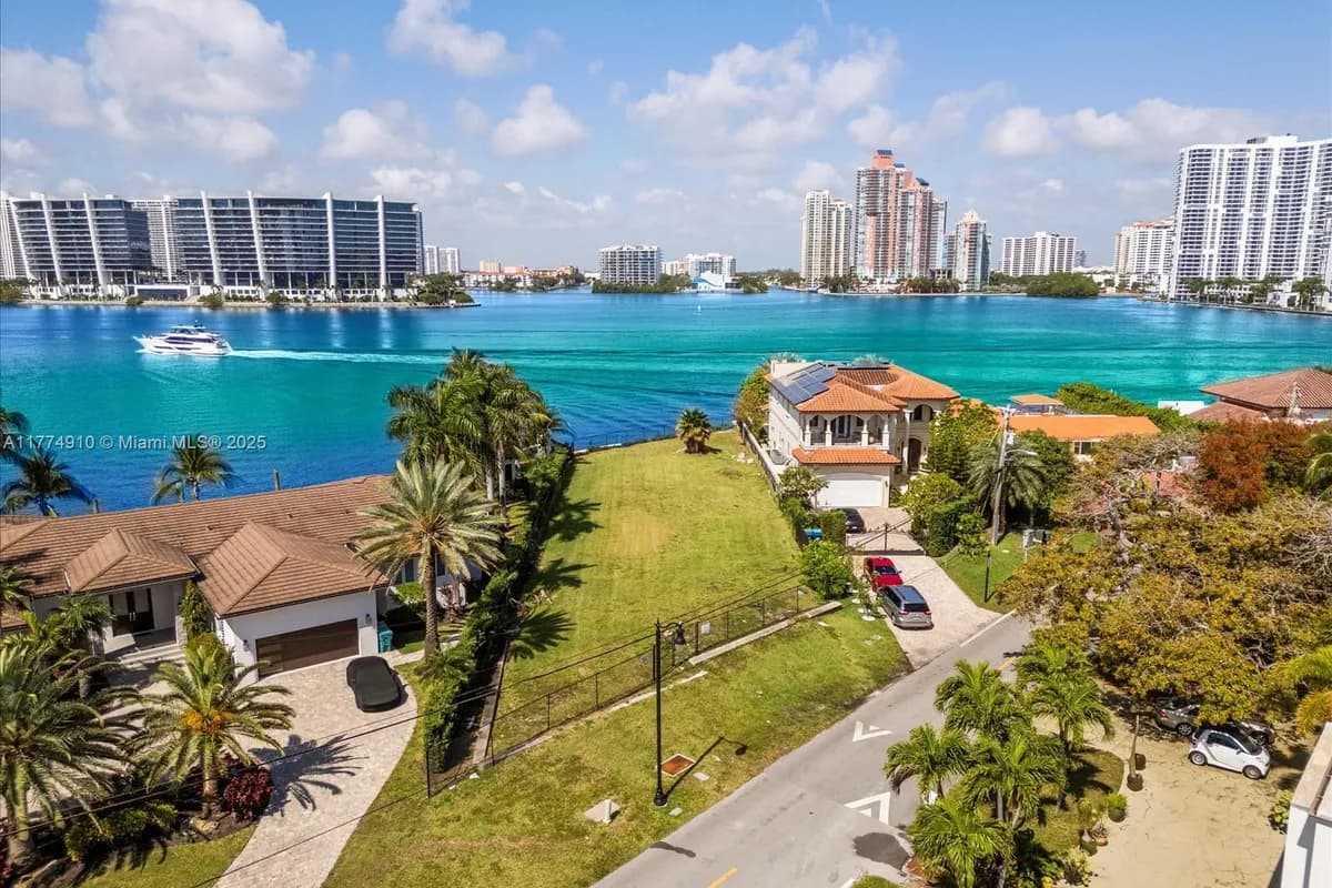 18800 N Bay Rd, Sunny Isles Beach FL 33160