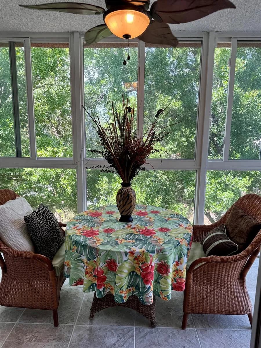 2 bedroom 2 bath for sale at 2600 NW 49th Ave # 403, Lauderdale Lakes FL 33313