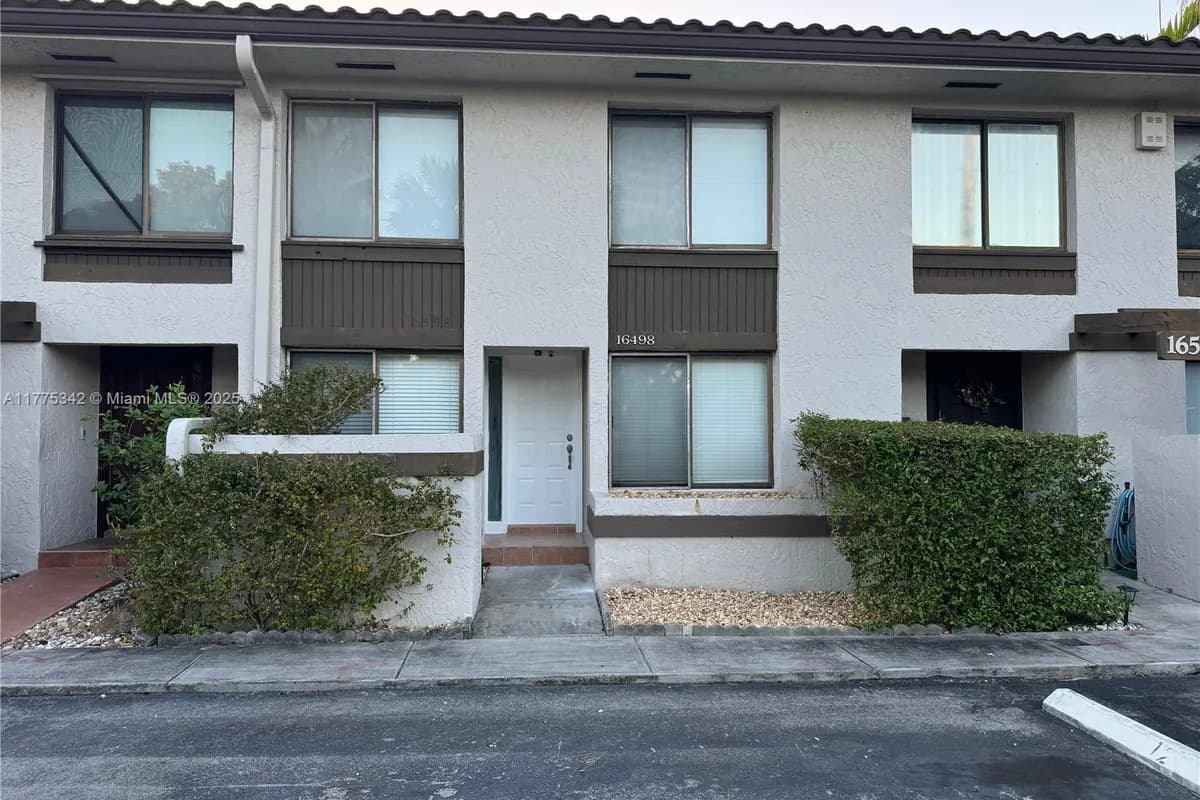 16498 NE 26th Ave # 12, North Miami Beach FL 33160