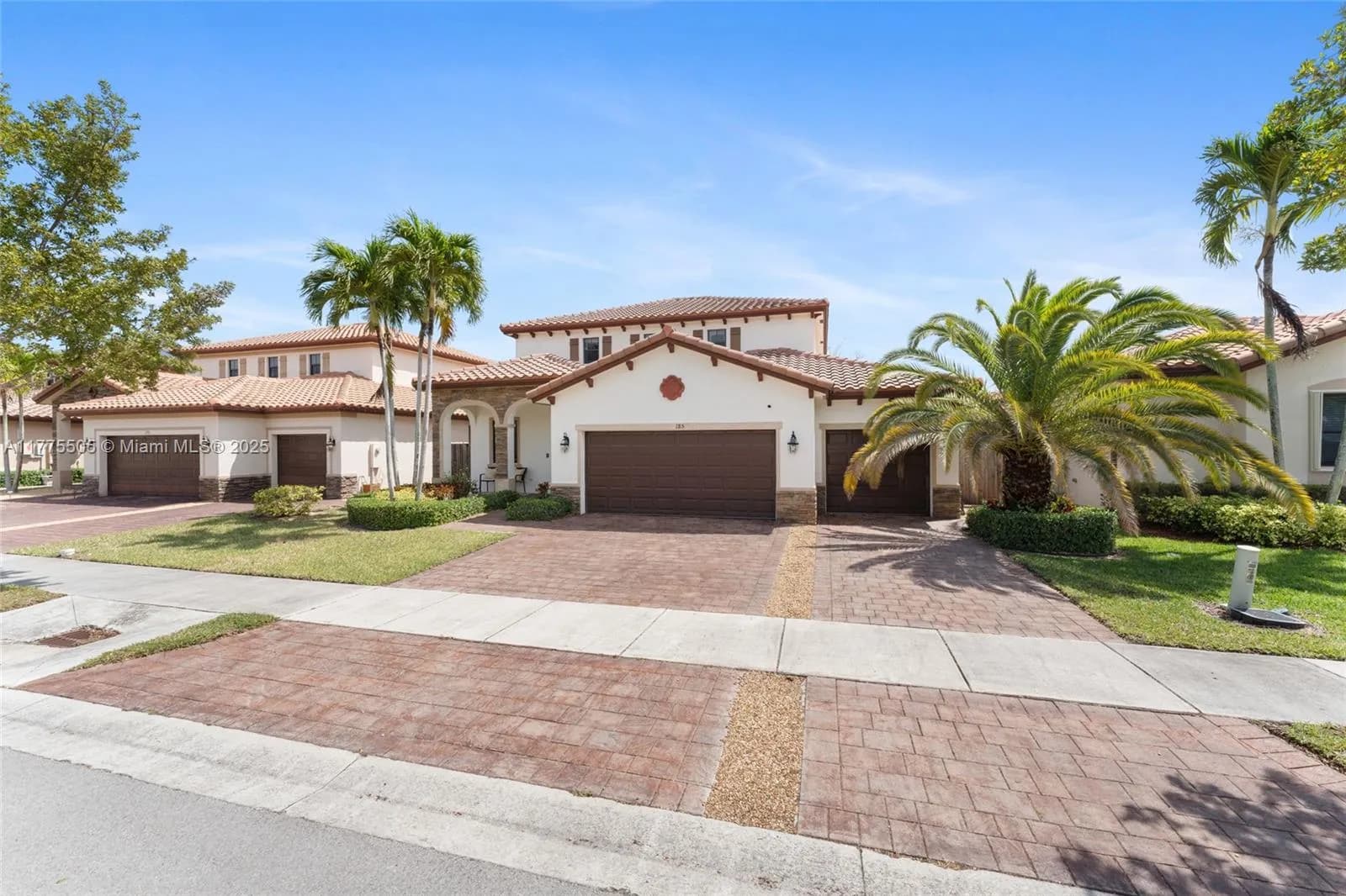 185 SE 34th Place, Homestead FL 33033