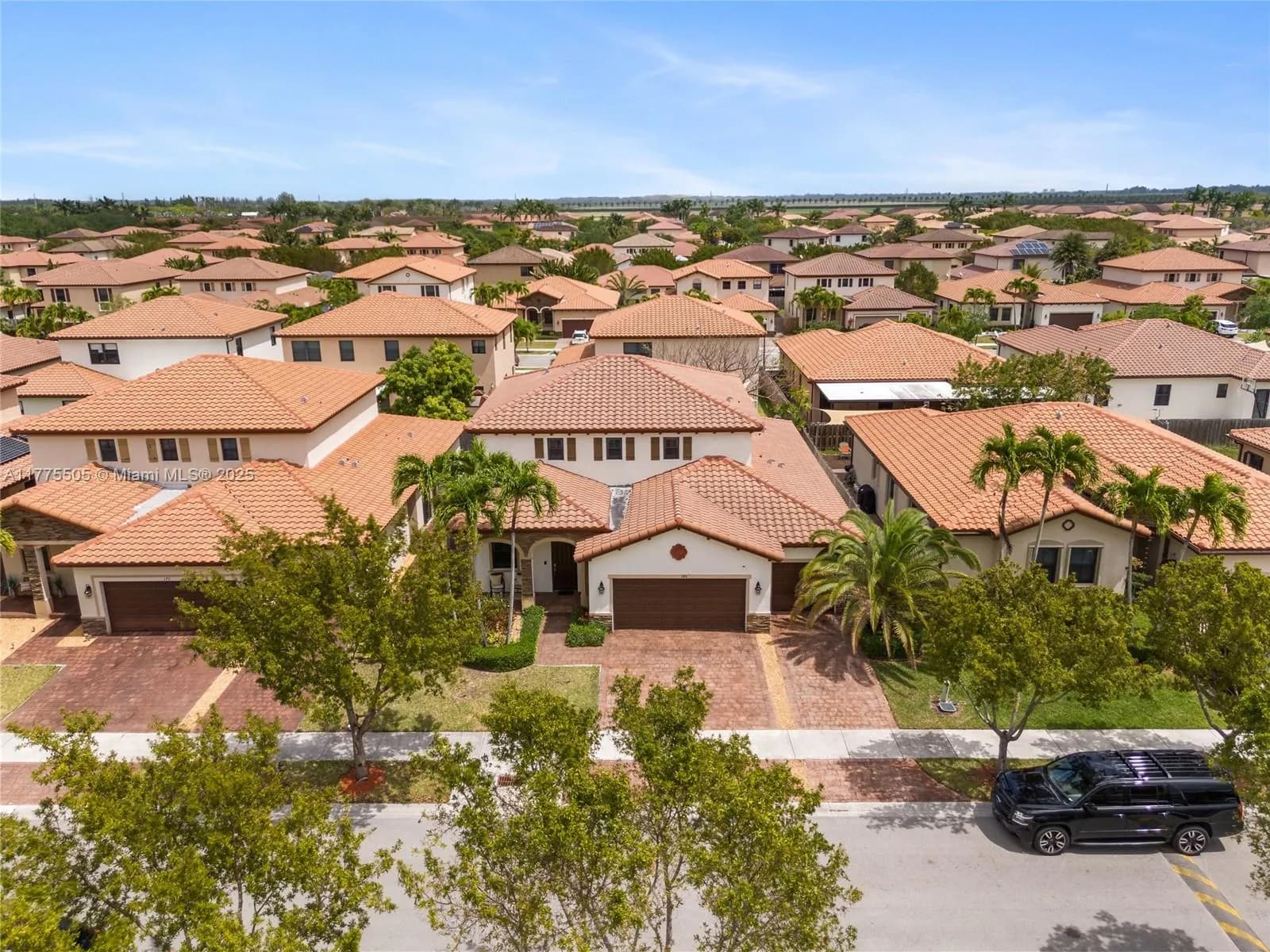 185 SE 34th Place, Homestead FL 33033