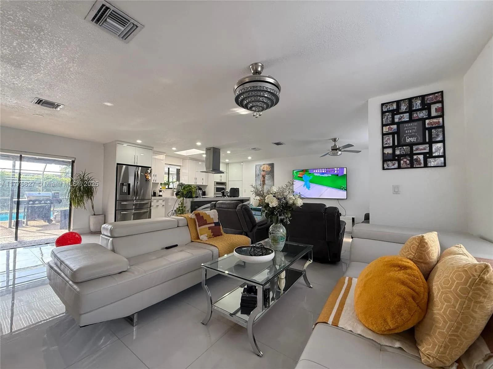 28102 SW 158th Ct, Homestead FL 33033