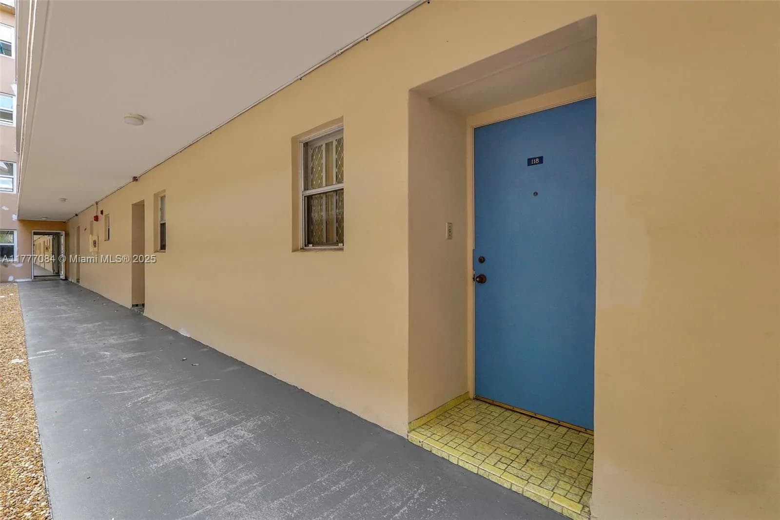 410 SE 2nd St # 118, Hallandale Beach FL 33009