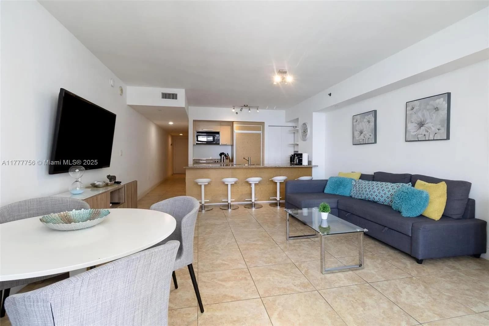 1830 S Ocean Dr # 2409, Hallandale Beach FL 33009