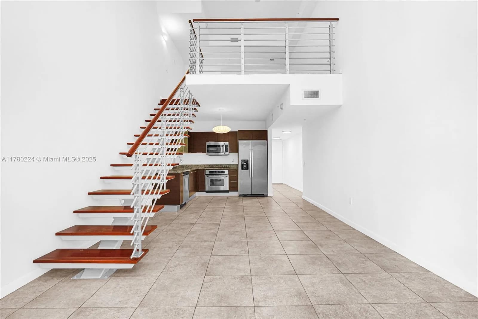 41 SE 5th St # 406, Miami FL 33131