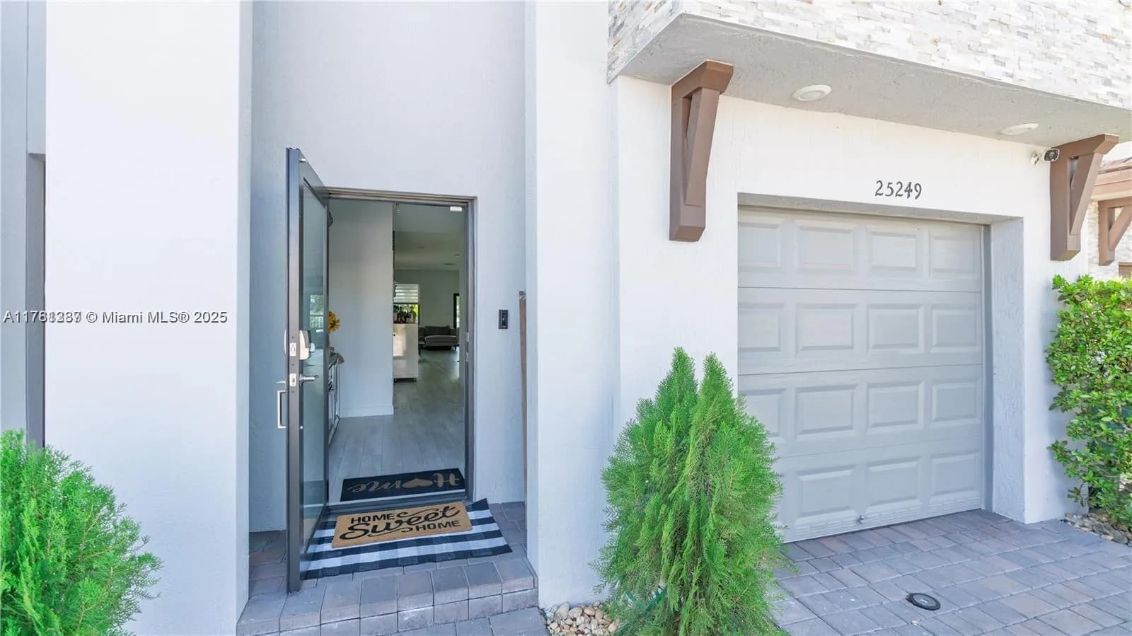 25249 SW 108th Ct, Homestead FL 33032