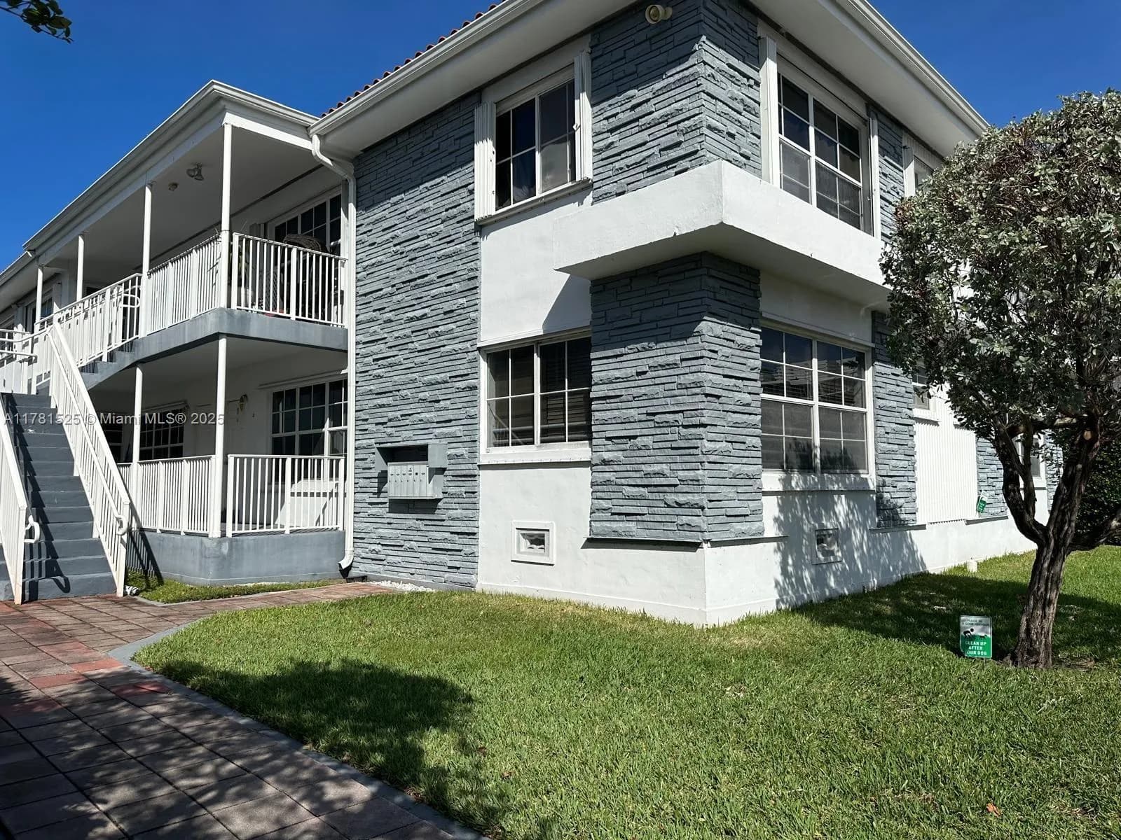 3 bedroom 2 bath for sale at 1065 97th St # 1A, Bay Harbor Islands FL 33154