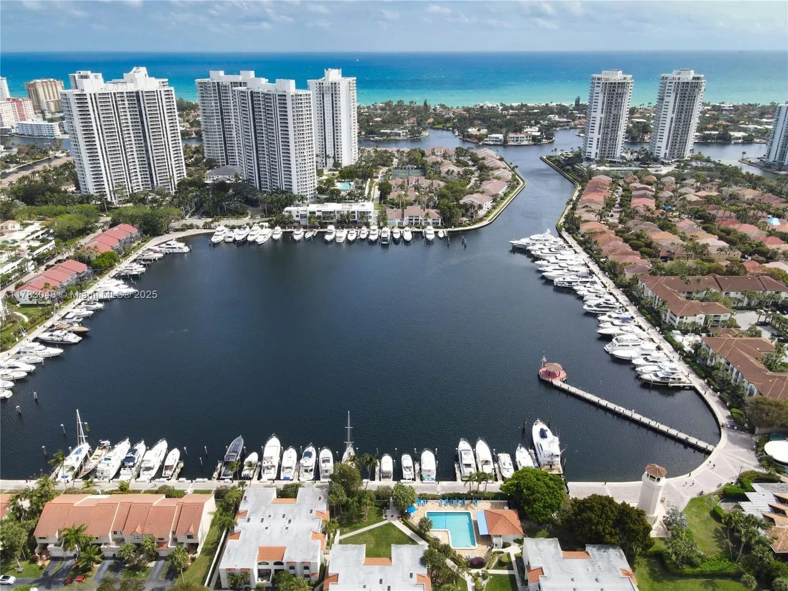 3553 Magellan Cir # 1, Aventura FL 33180