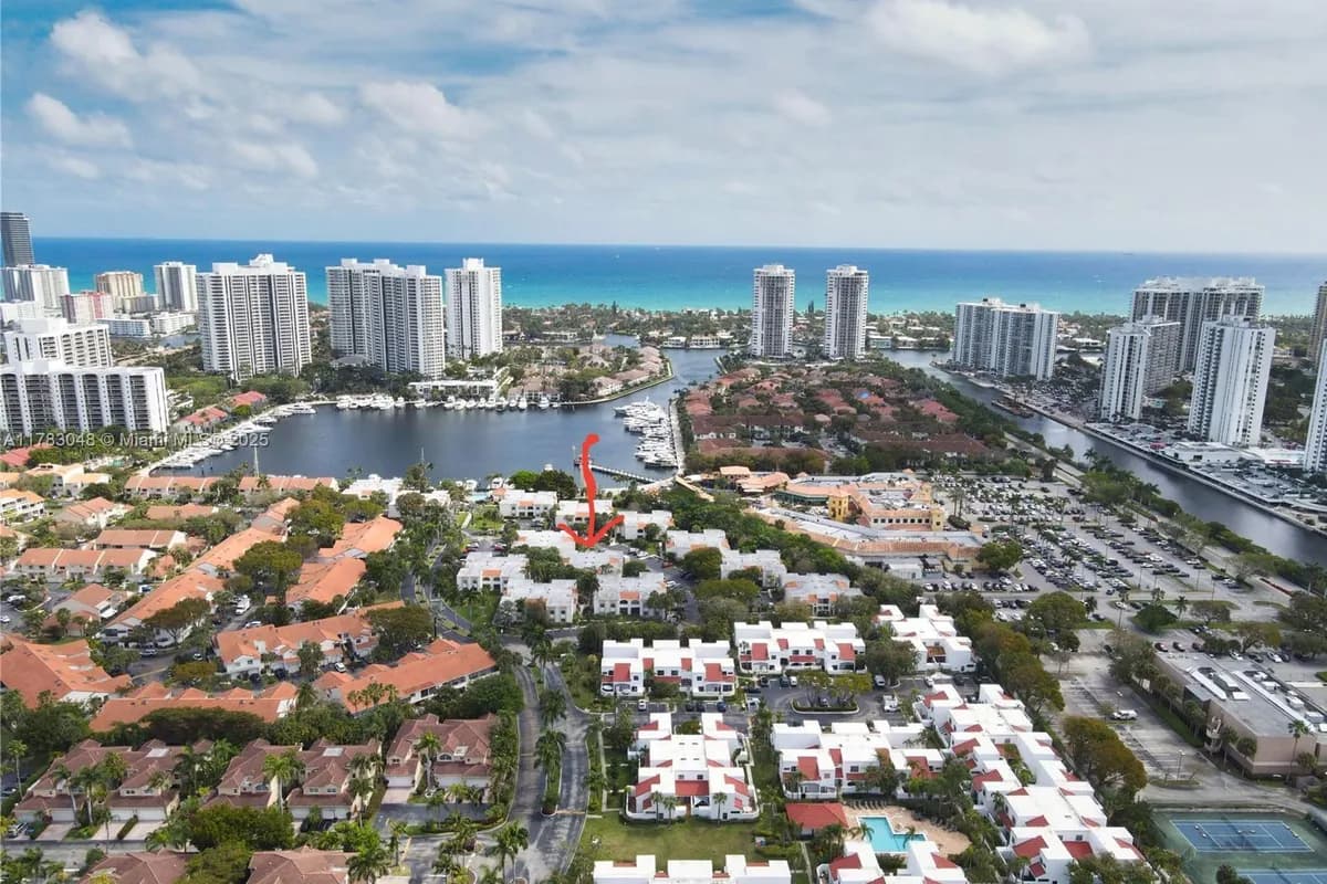 3553 Magellan Cir # 1, Aventura FL 33180