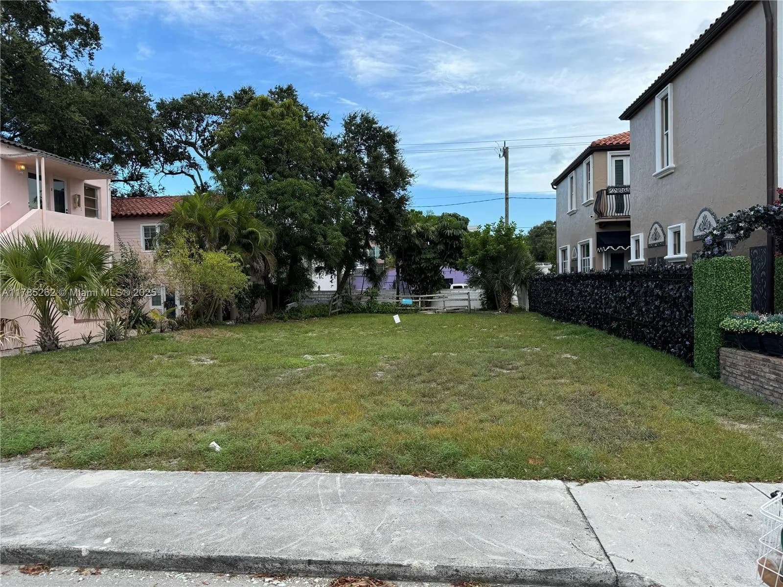 1518 SE 2nd Ct, Fort Lauderdale FL 33301