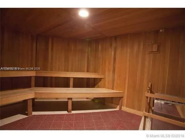 244 Biscayne Blvd # 3004, Miami FL 33132